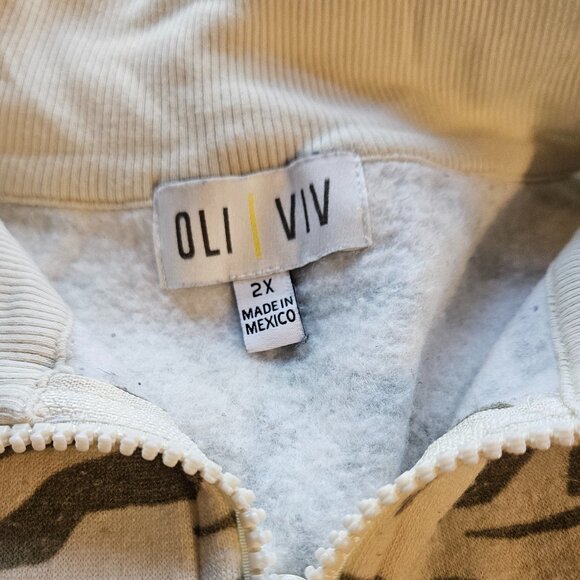 2-Piece. So Cute!! Oli Viv Tiger Print Hoody/Shorts Set. Size 2X - Picture 5 of 6